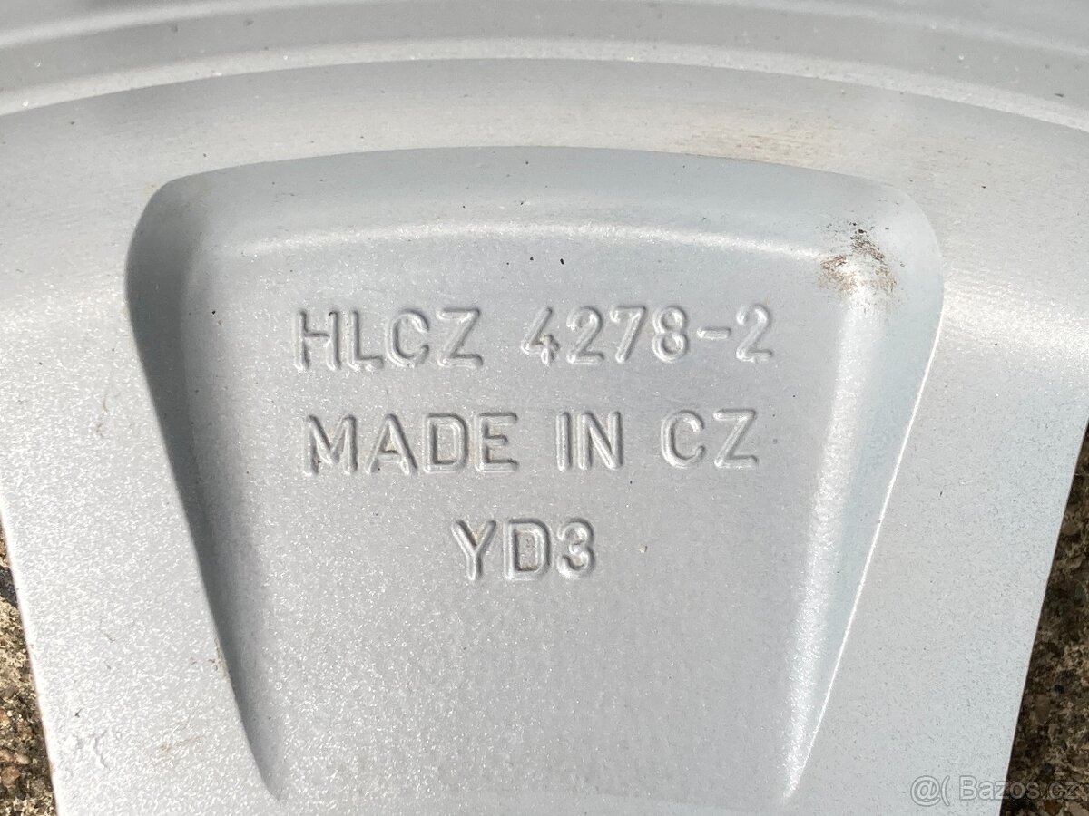 Rezervní kolo ALU Škoda – top stav - 7