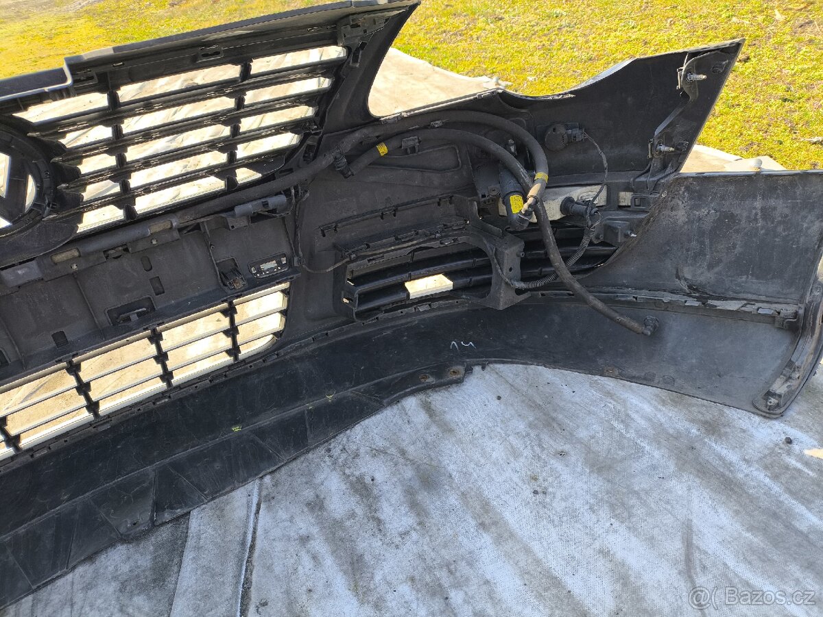 Přední nárazník B6 se senzory - 7