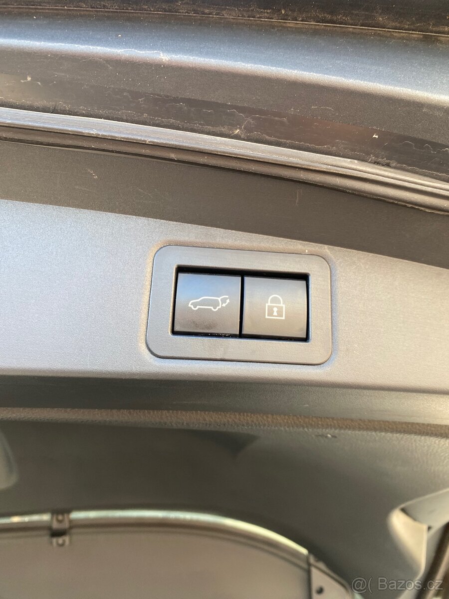 Toyota Corolla 1.8 Hybrid - 7