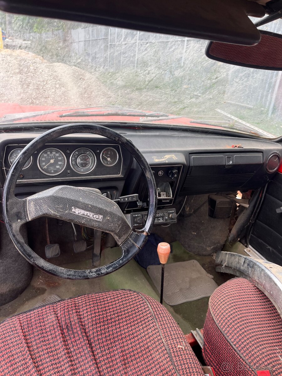 Škoda 120L - 7