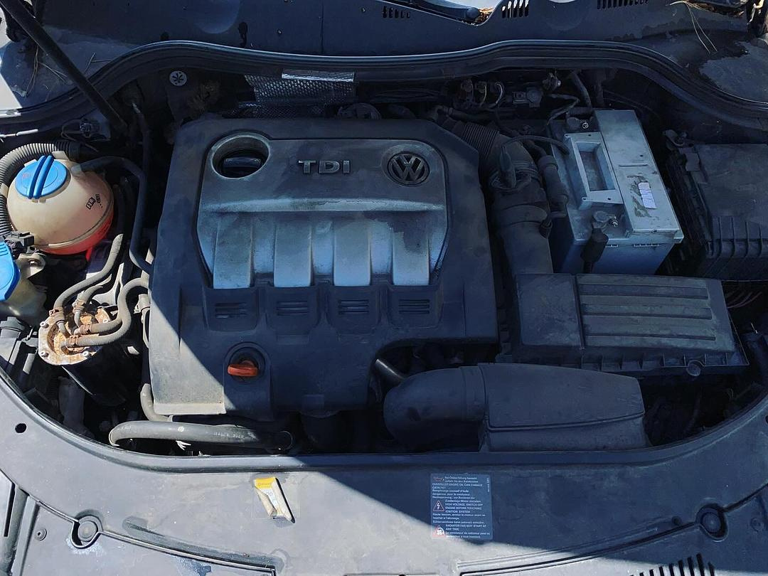 Náhradní díly VW Passat B6 kombi r.v. 2008 BMR KMW LC9X - 7