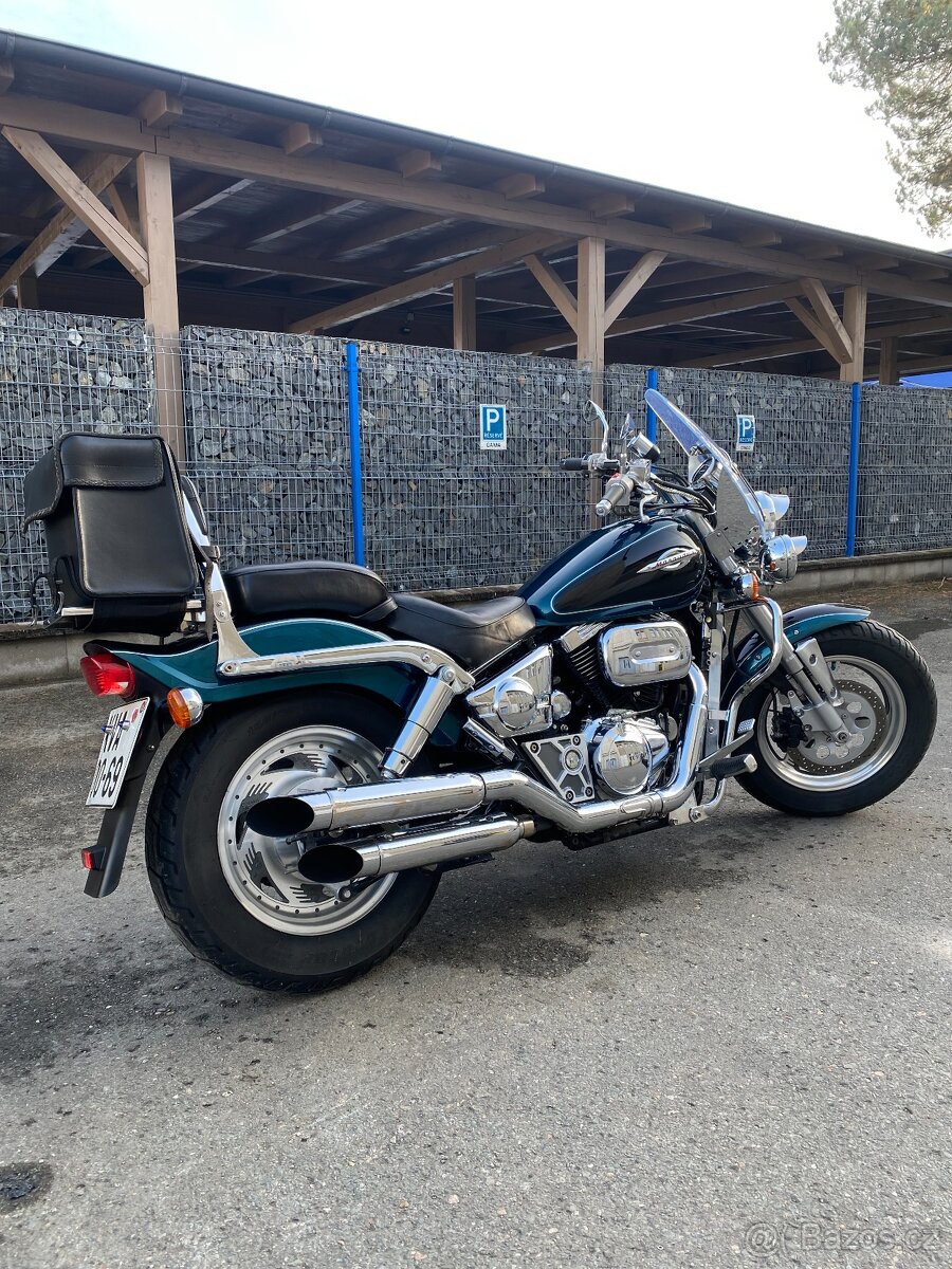 Suzuki VZ 800 Marauder - 7