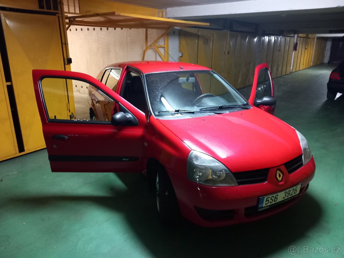 Pronájem garaže Kobylisy hlídaná čistá s 220v - 7