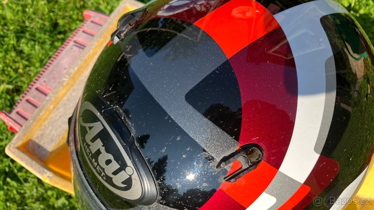 Helma přilba Arai Quantic - 7