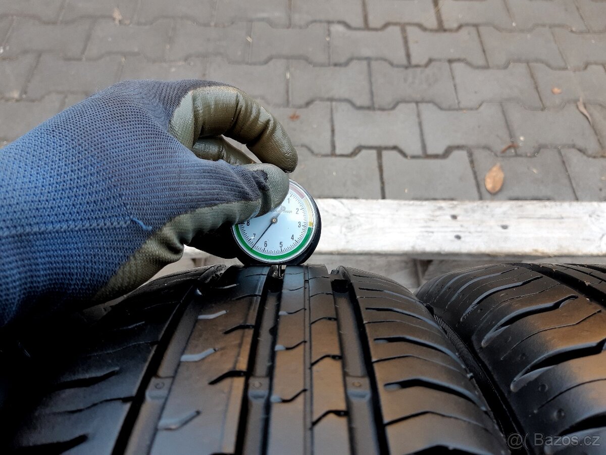 165/60/15 letní pneu continental - 7