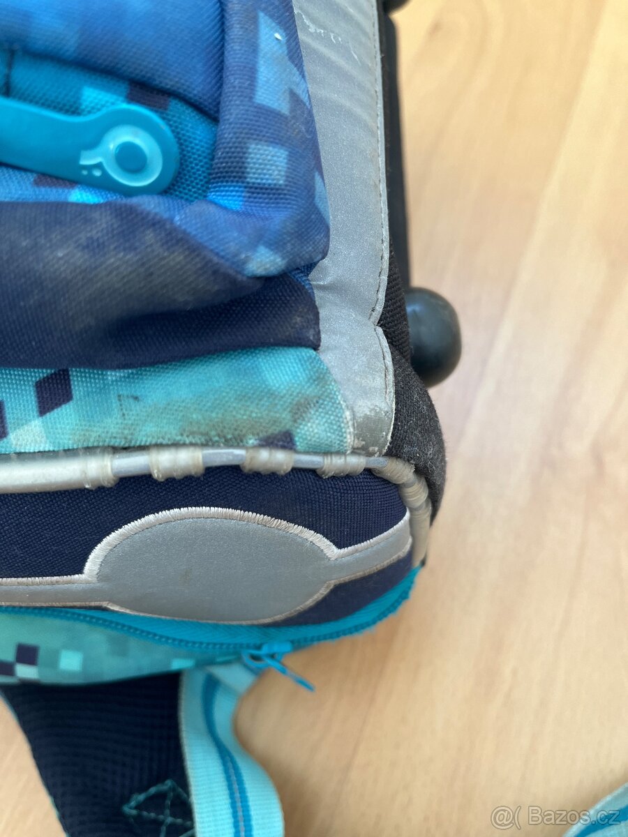 Daruji aktovku Topgal BEBE - 7