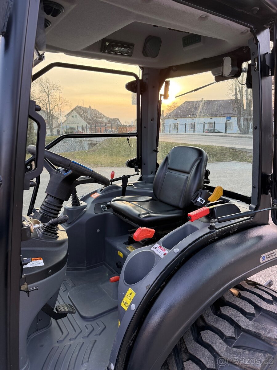 Solis 26 HST 4x4 , 71mth - 7