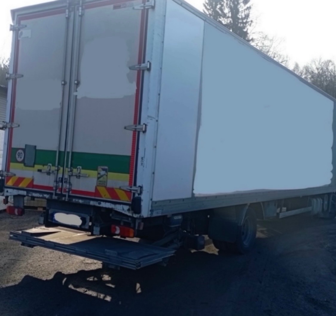 Iveco 120E25 - 7