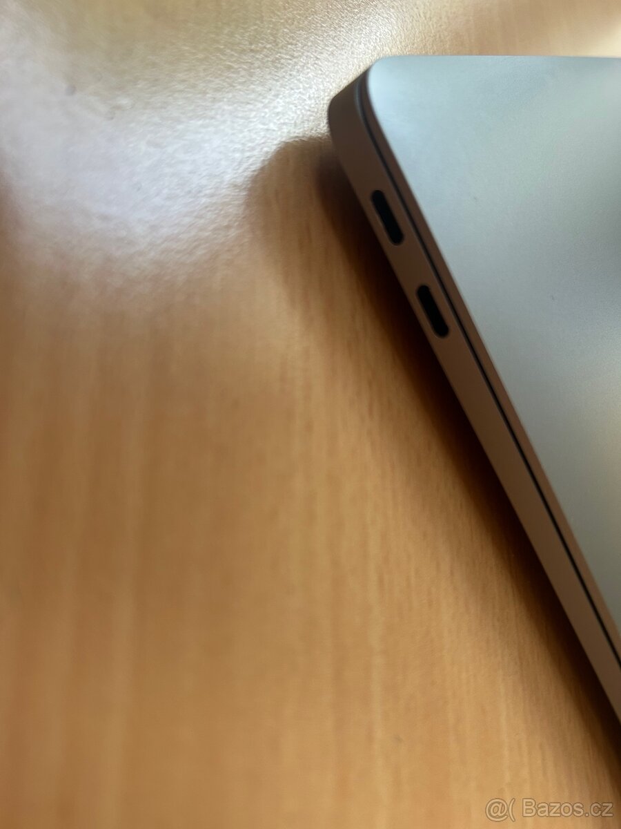 Prodám MacBook Air M1 13” originál krabice + nabíječka - 7