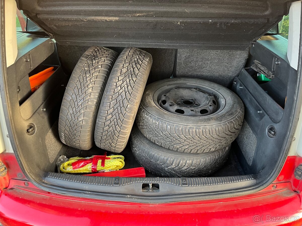 Roomster 1.4 16v sportline - 7