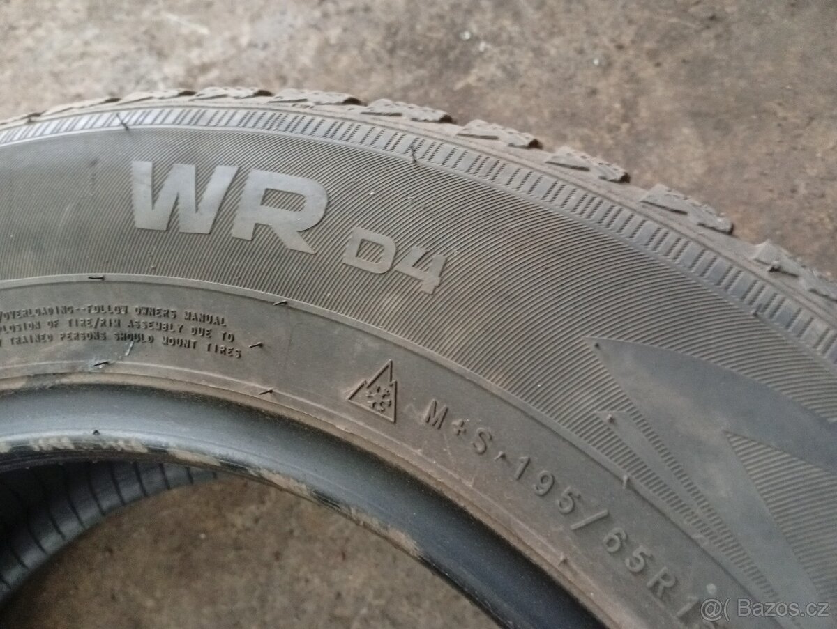 4ks 195/65 R15 Nokian zímní 6-7mm DOT 4721 - 7
