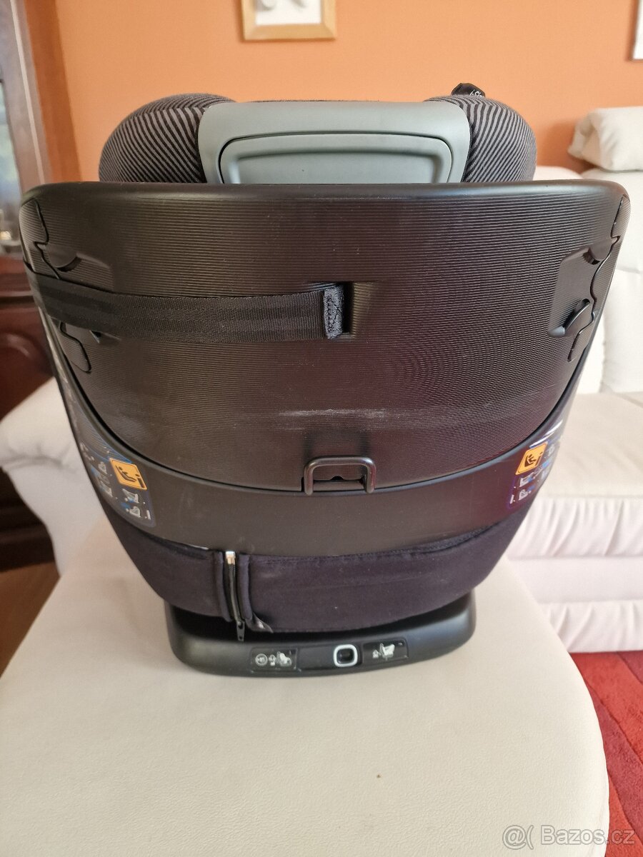 Maxi Cosi Axiss Fix Otocna do obou stran - 7