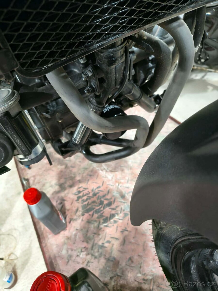 Suzuki V-strom DL250 - 7