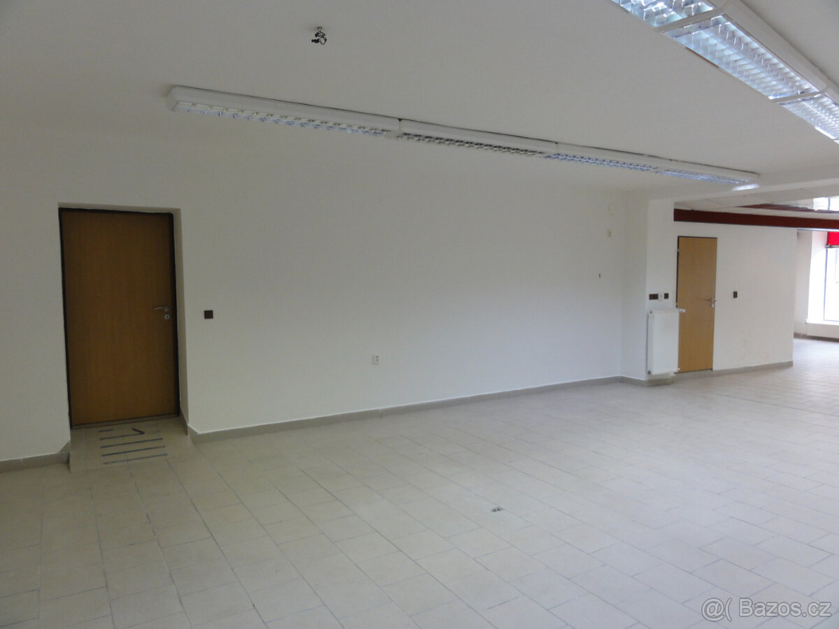 Pronájem obchodních prostor v Přerově blízko centra - 7