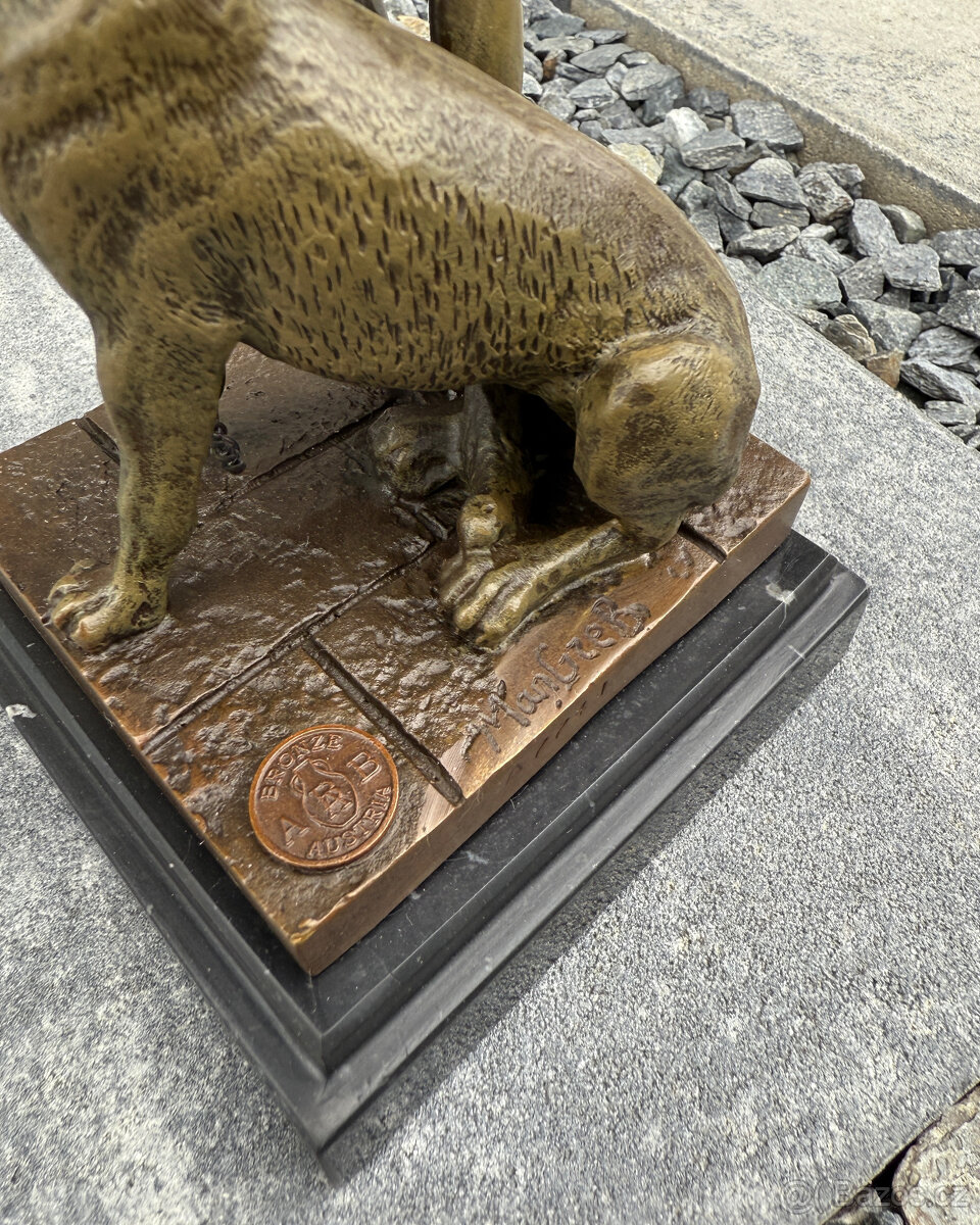 Bronzová socha Kleopatra s panterem exkluziv dekorace dárek - 7