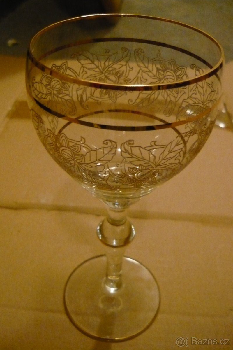 prodám sklo a porcelán - 7