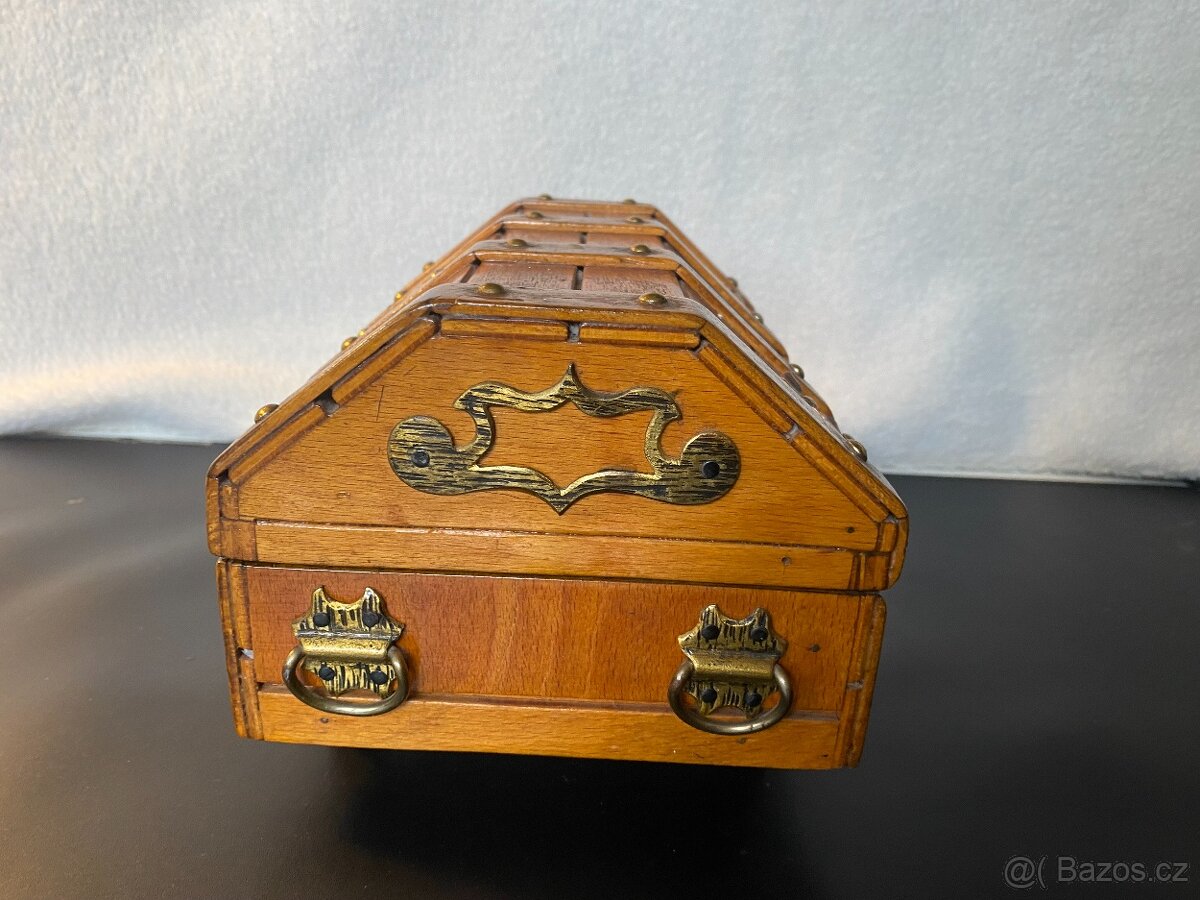 Dekorativní dřevěná truhlička – šperkovnice / úschova drobno - 7