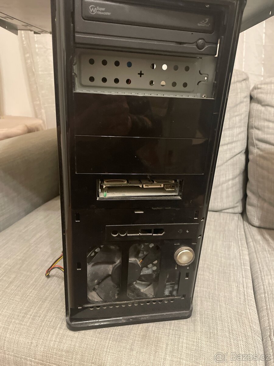 obrazovka a nefunkční PC - 7