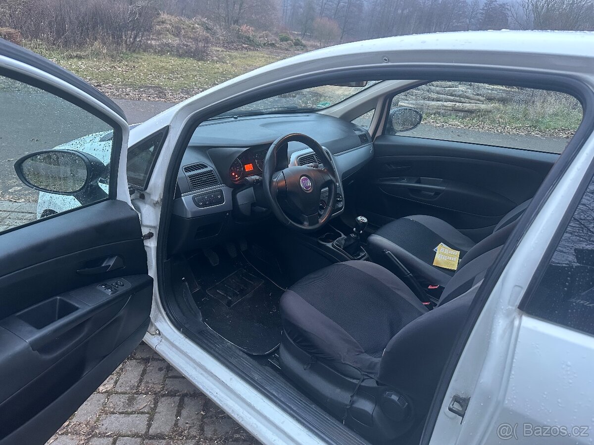 Fiat Punto - 7