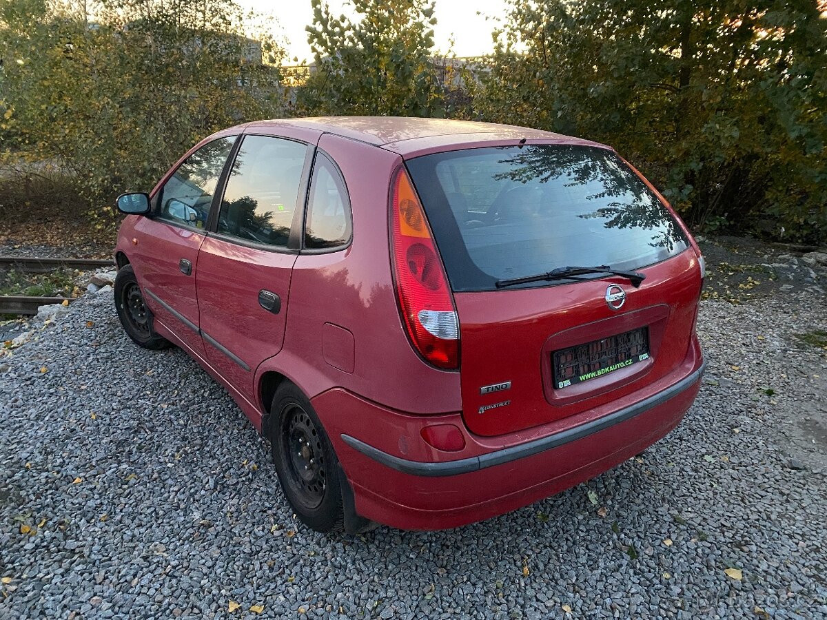 Náhradní díly z Nissan Almera Tino V10 - 7