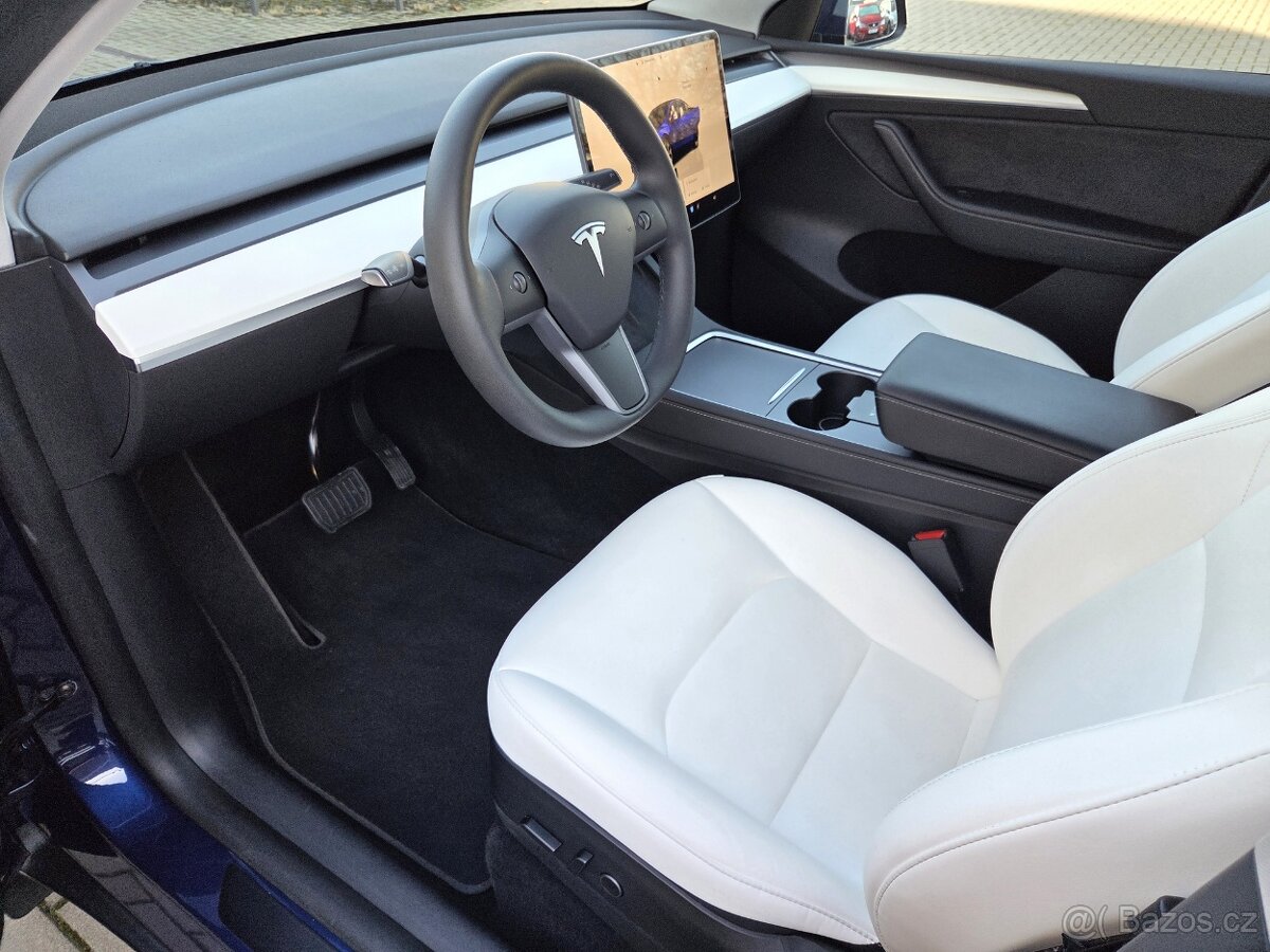 Tesla Model Y LFP / koupeno v ČR / modrá metalíza - 7