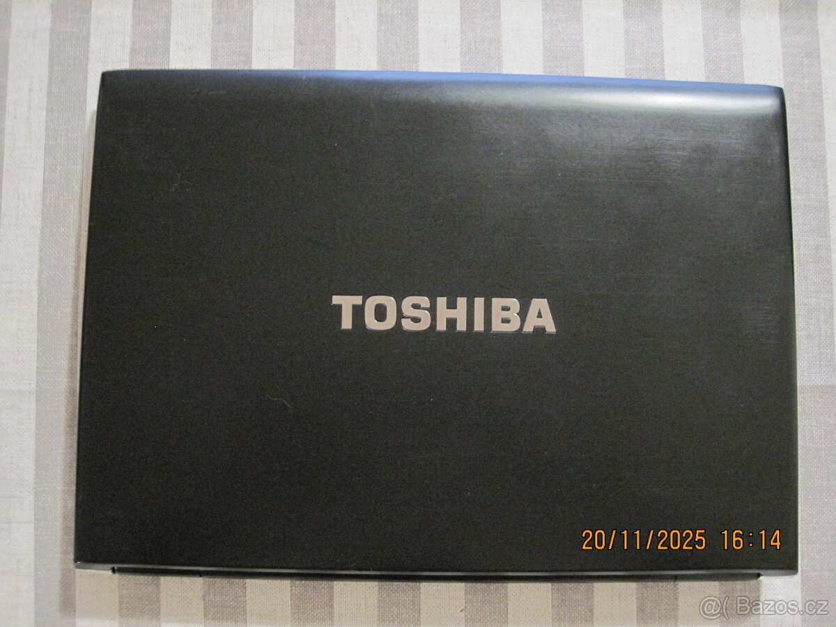 Super Notebook Toshiba R630-144 i3 - 7