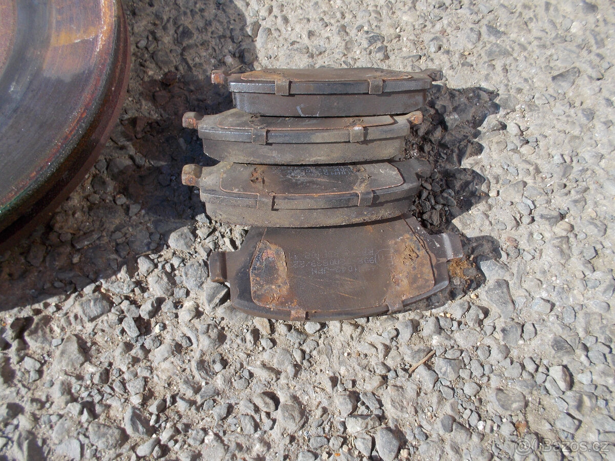 Díly podvozku Clio III - 1.2 16v 55kw - 7