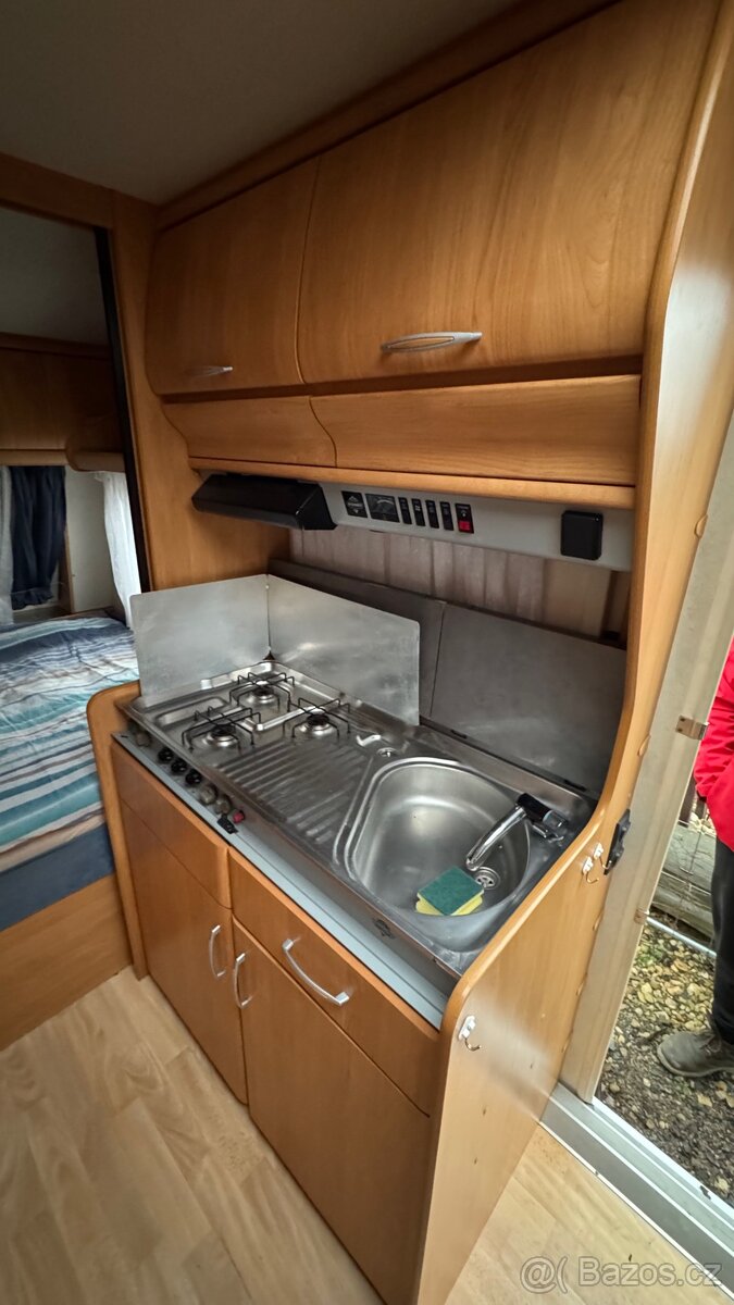 Hobby Excelent pro 4 osoby, 1200 kg, možnost odpočtu DPH - 7