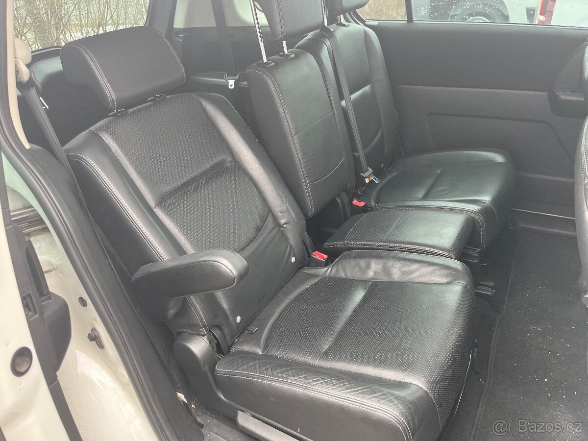 Mazda 5 GTA 2.0 benzin 7 Míst r.v.2010 - 7