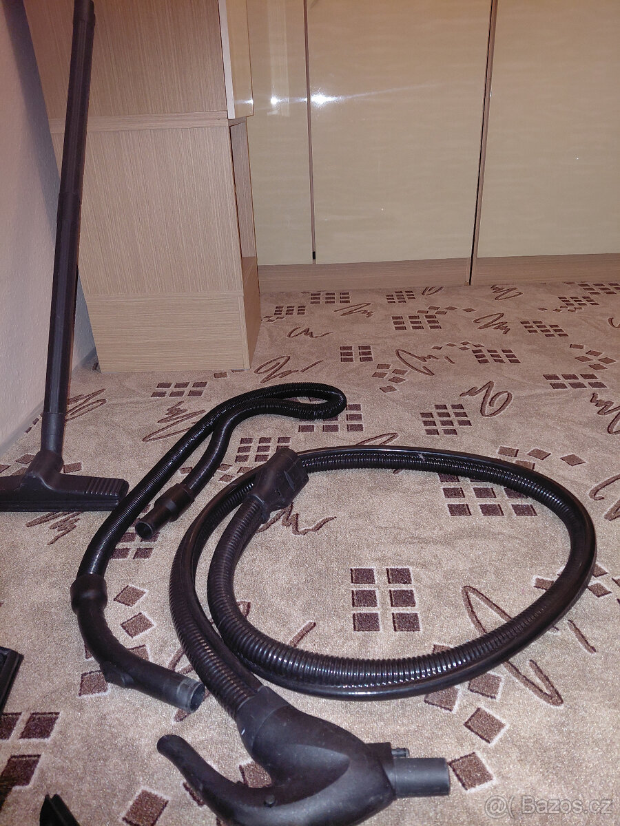 Prodám vysavač MEDI CLEAN HERA - 7
