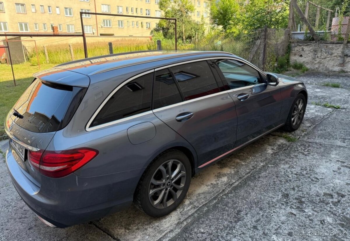 Mercedes Benz C220 - 7