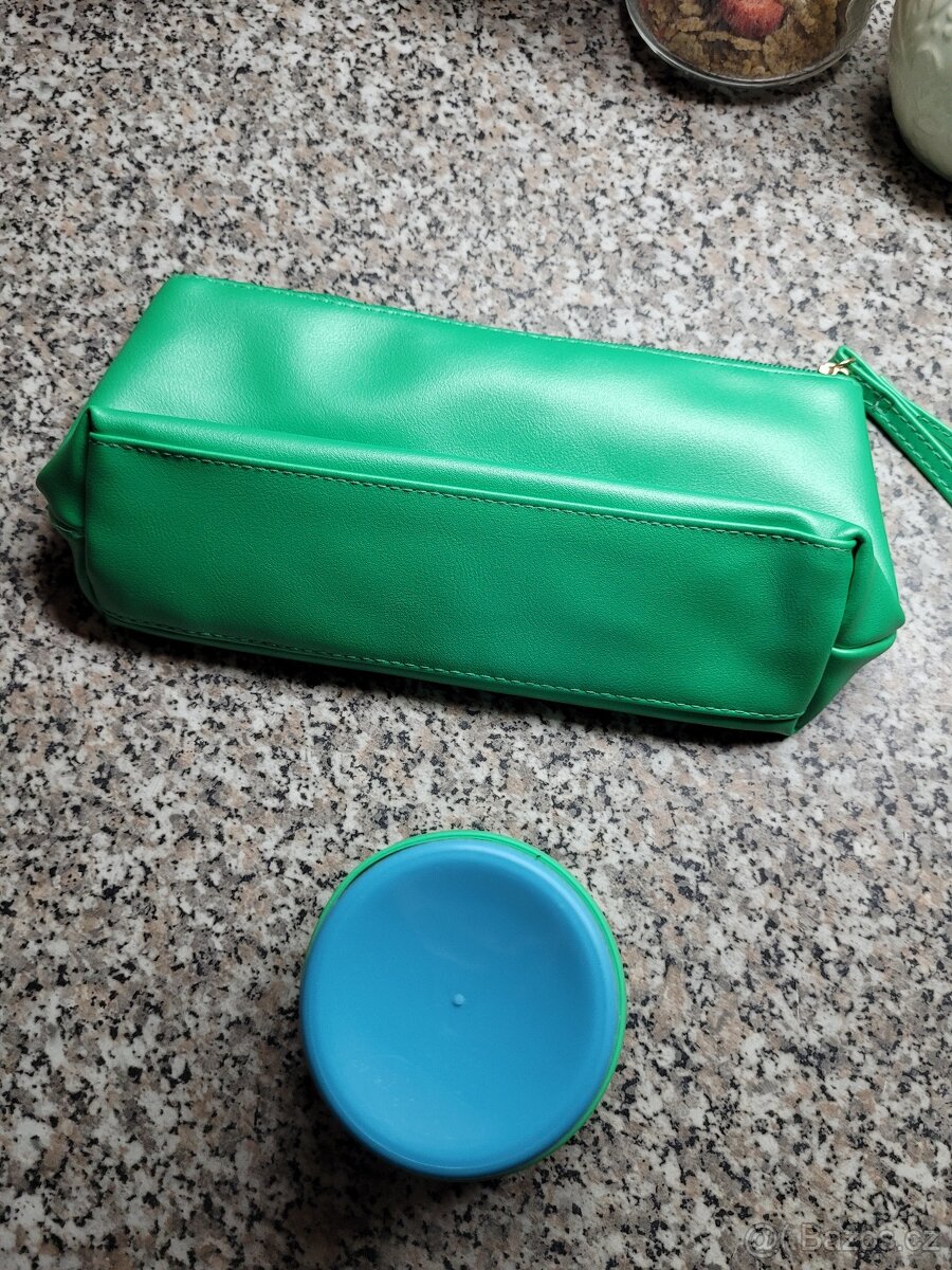 Nový dárkový set kosmetické taštičky a kelímku zn. Chilly - 7