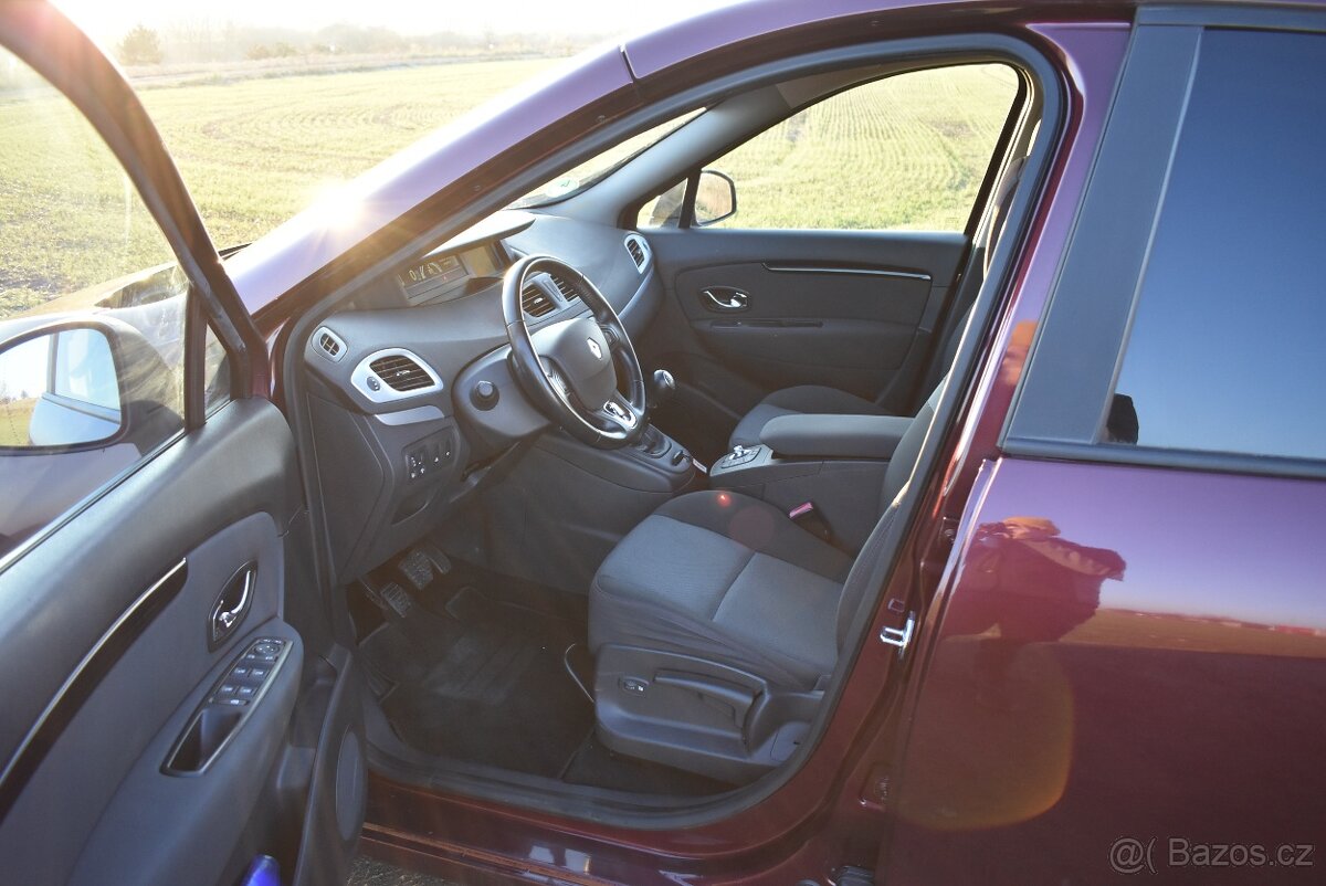 RENAULT SCENIC 1,2 TCE, PARIS, VÝHŘEV, KAMERA, 1. MAJITEL - 7