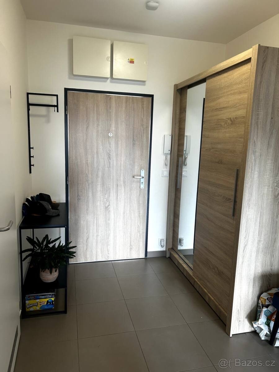 Pronájem bytu 2+kk, 65 m², Praha – Hloubětín - 7