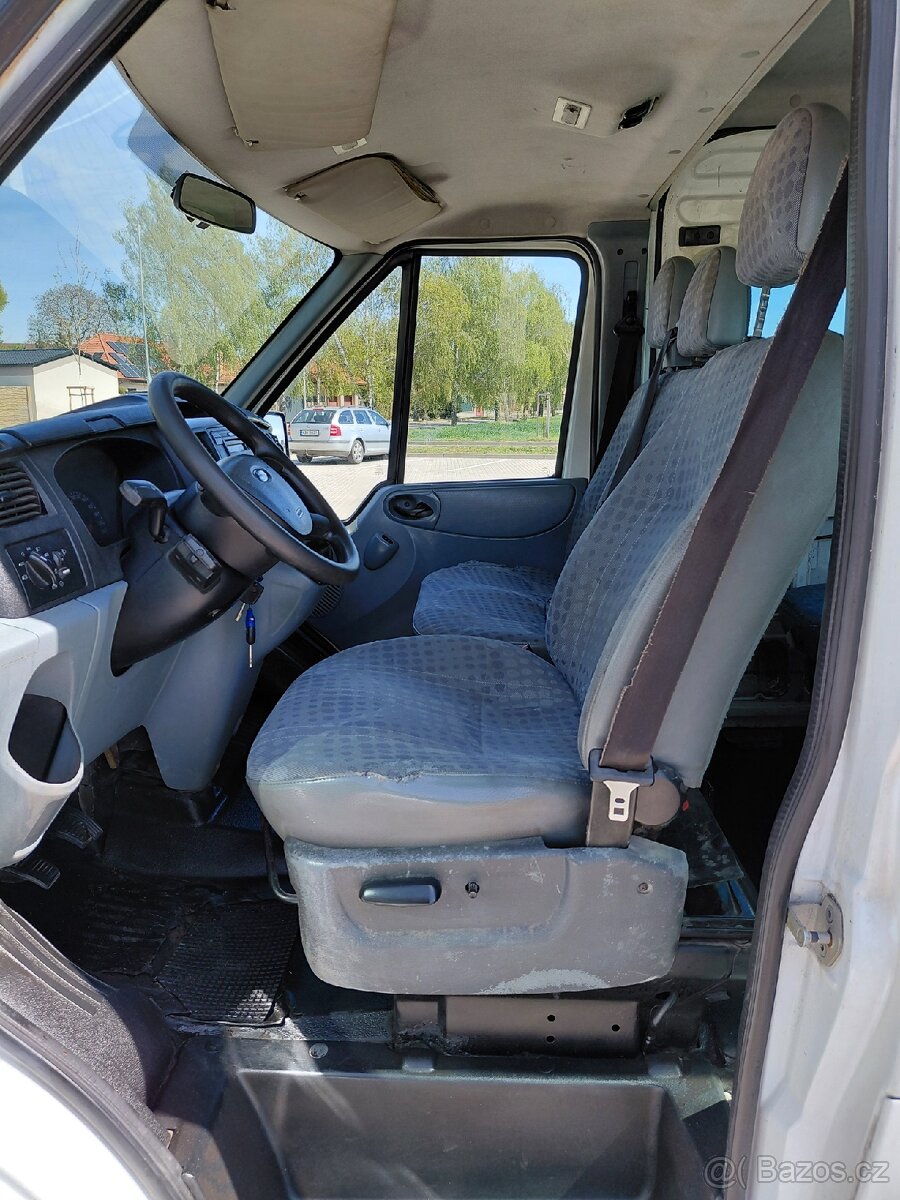 Ford Transit bus 9 míst - 7