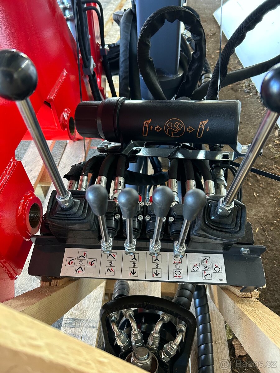 Hydraulická ruka C63D - 7