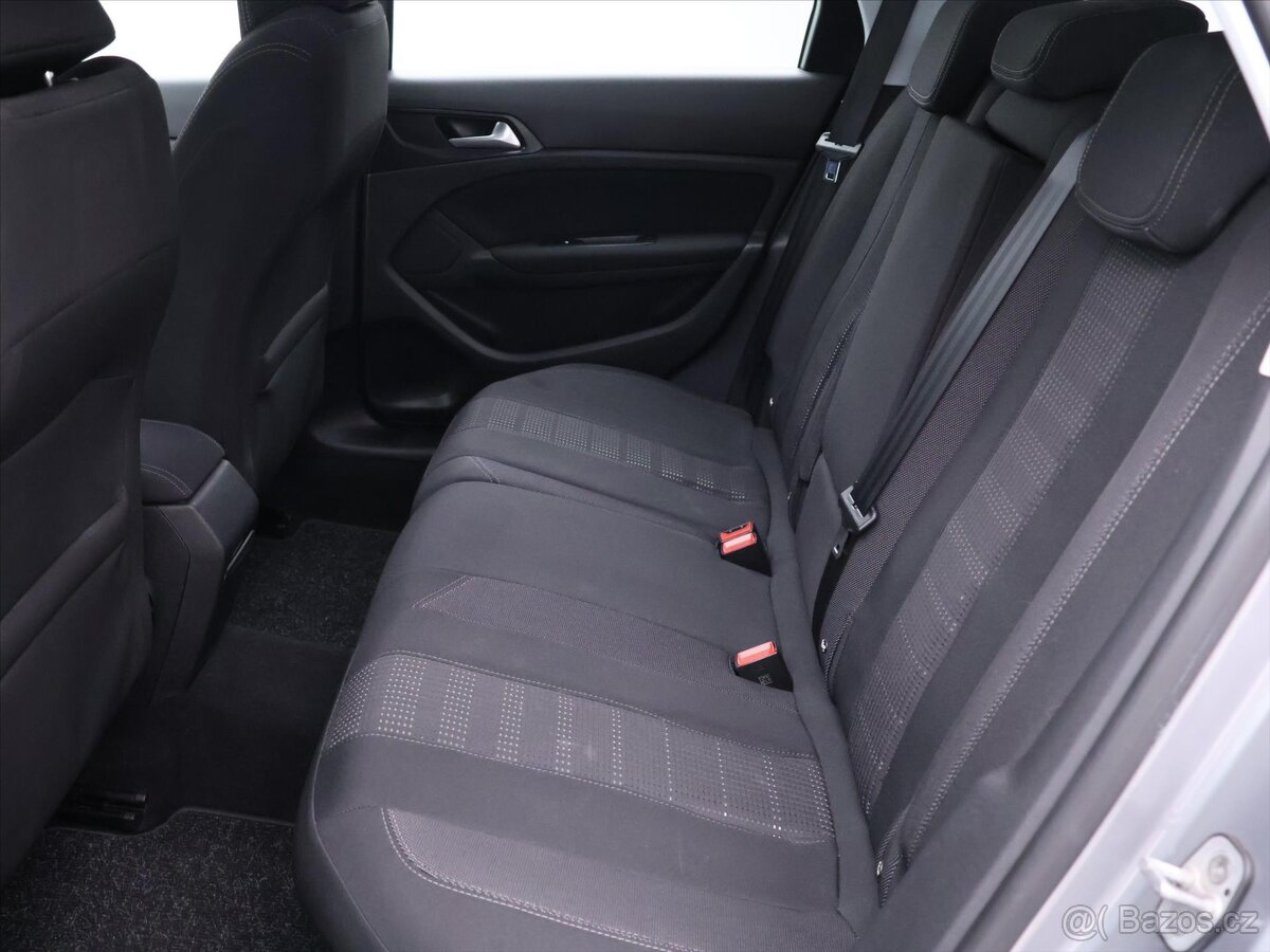 Peugeot 308 1,2 PT 96kW Allure LED Navi (2017) - 7