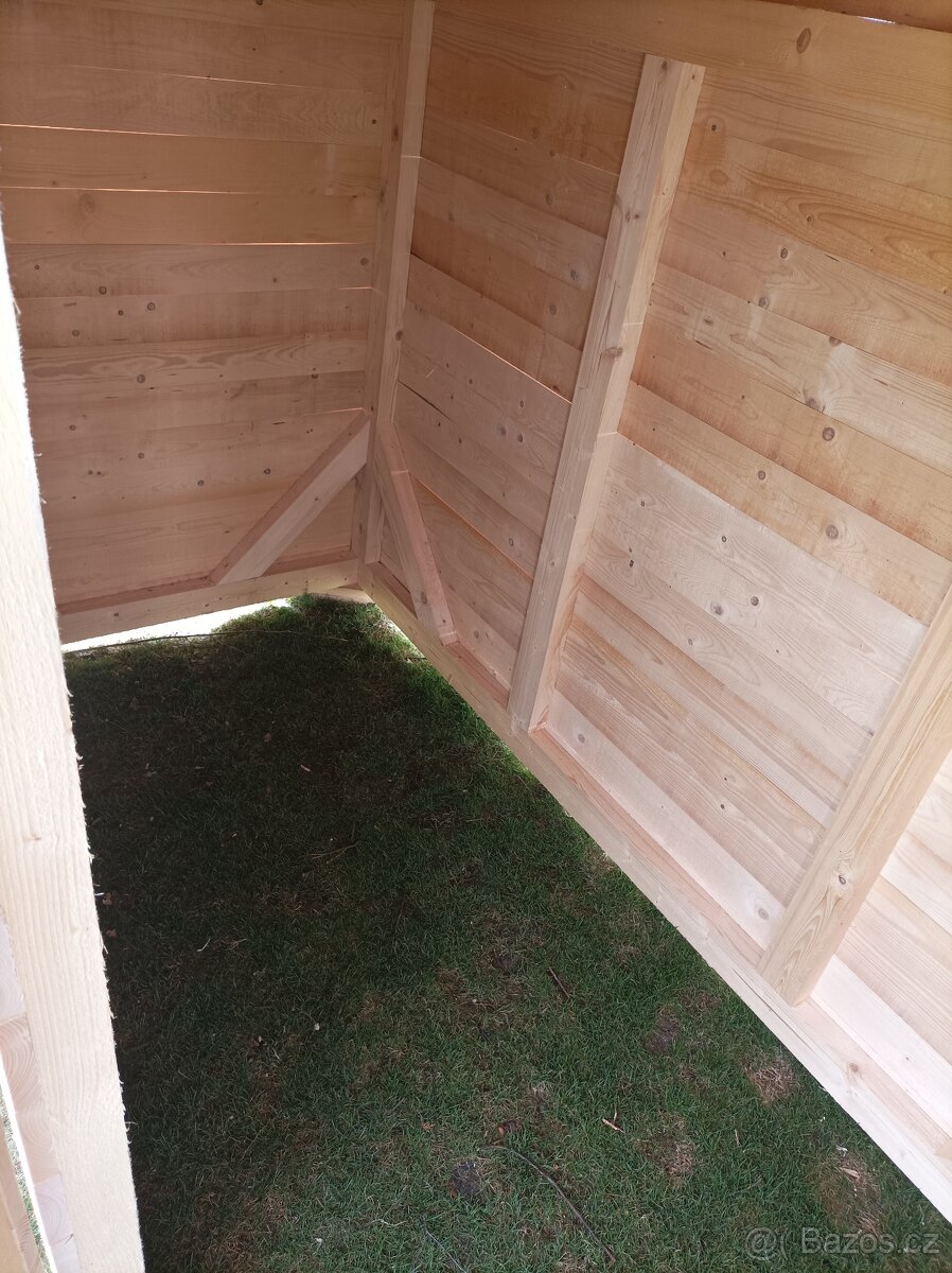 Přístřešek pro kozy, ovce, poníka, kurník... - 7