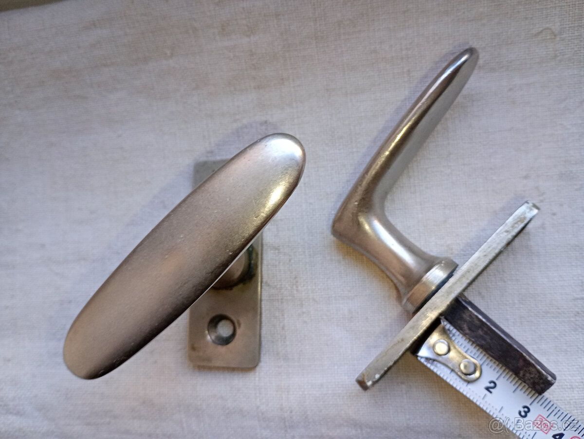 Starožitné kování okna mosaz činžák 1930 - 7