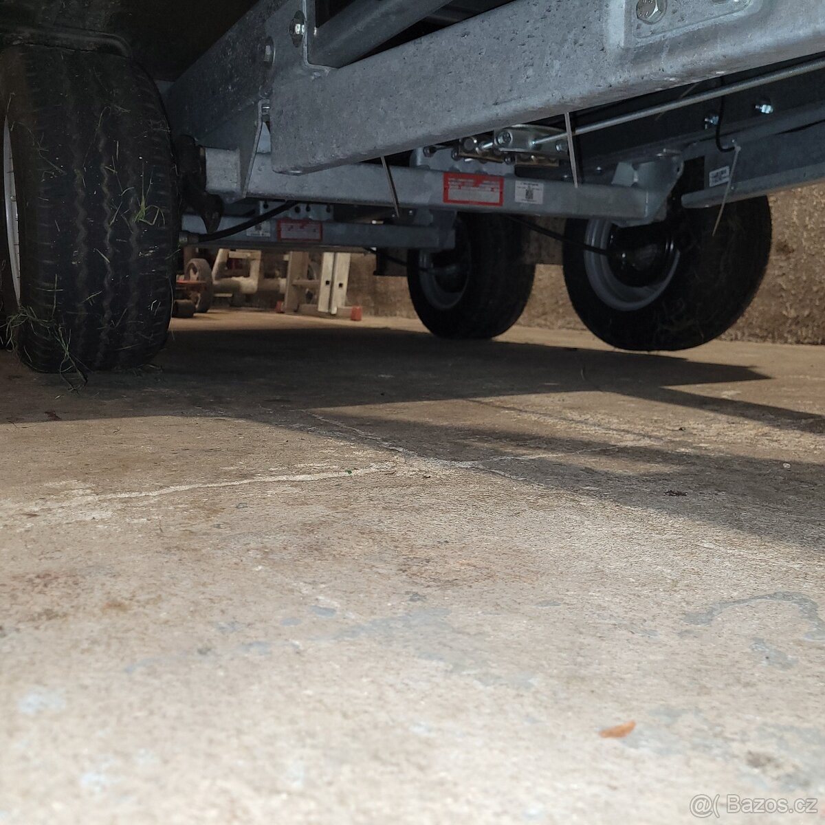 Brzděný přívěs EDUARD 4 - 7