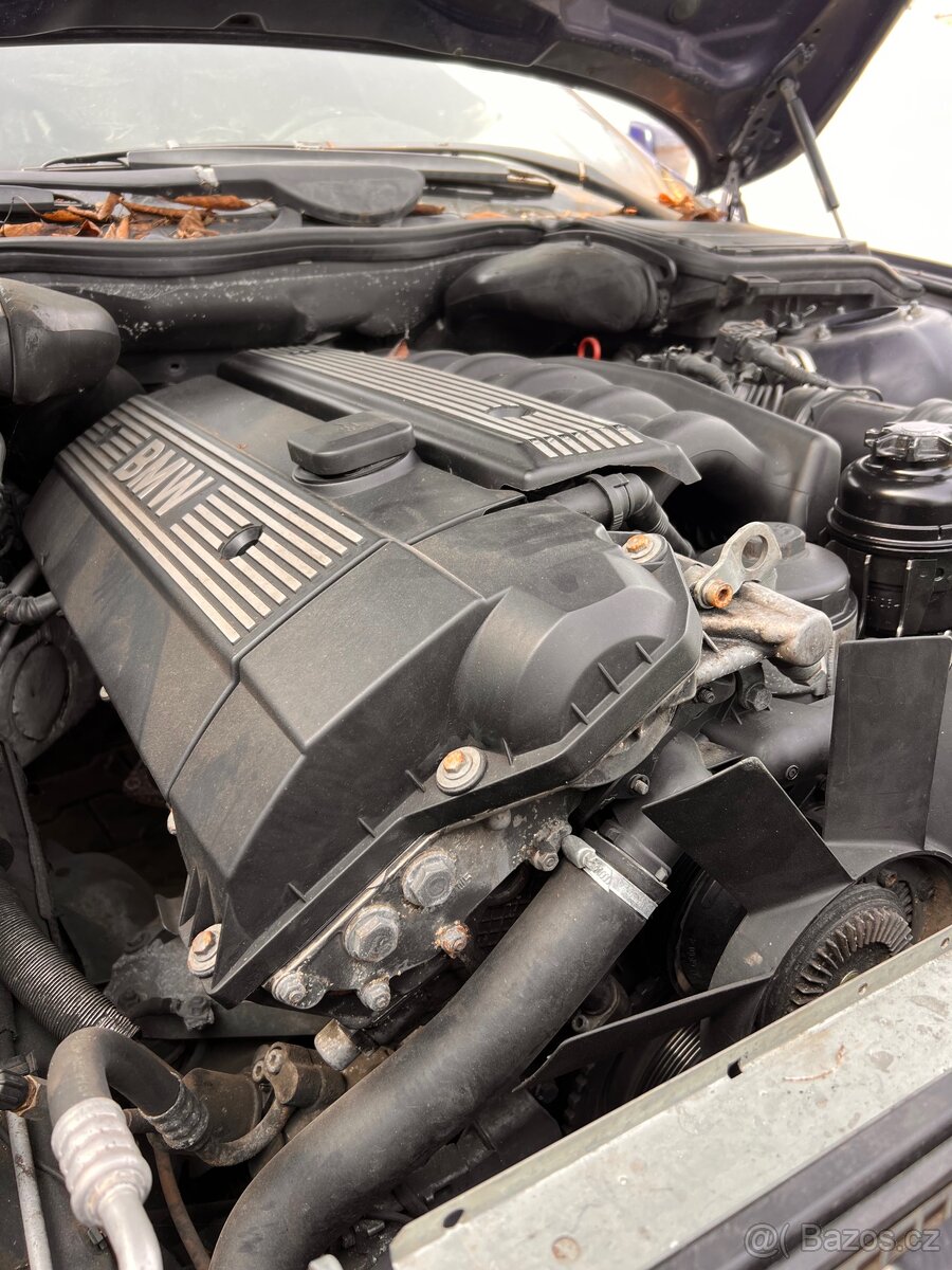 Bmw e39 523i manuál náhradní díly - 7