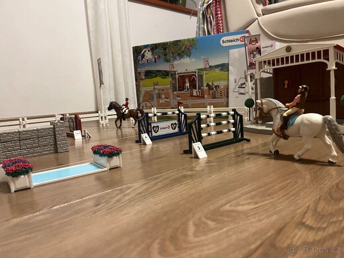 Schleich - velké parkurové závodiště - 7