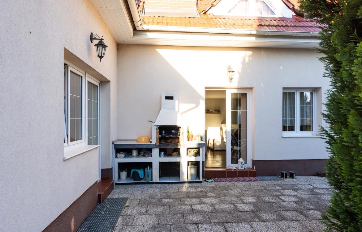 Pronájem baráku 6+kk - 7