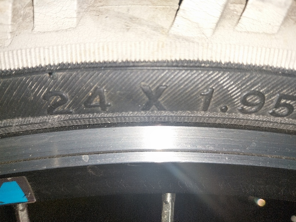 Prodám horské dětské kolo Bergamont 24" - 7