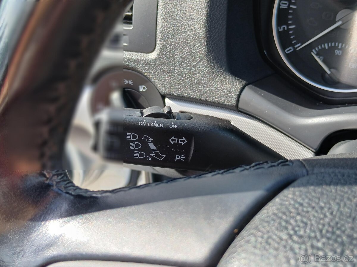 Škoda Octavia II 1.6 TDi , 77 kW nafta, 2012 - 7