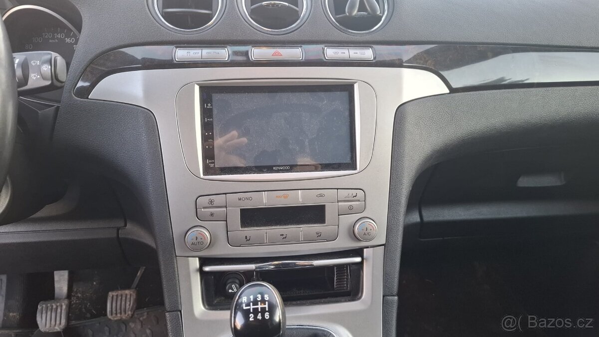 Ford Galaxy, 2,0 TDCi, 7 míst, tažné - 7