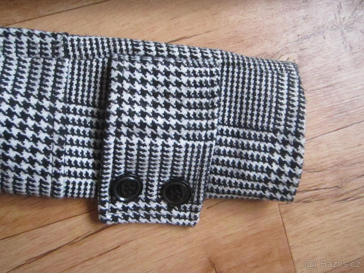 Černobílý kabát zn. Orsay, vel. S/36, délka 100 cm - 7