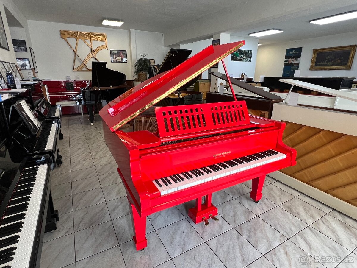 Červený klavír August Forster po opravě, REZERVACE - 7