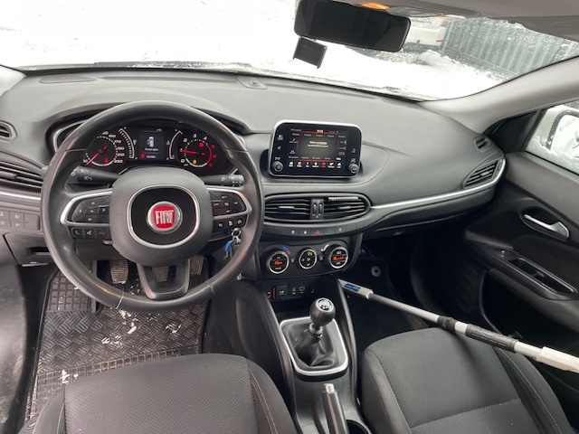 Fiat Tipo 1,6 MultiJet-88kW Rok výroby:2016 - 7