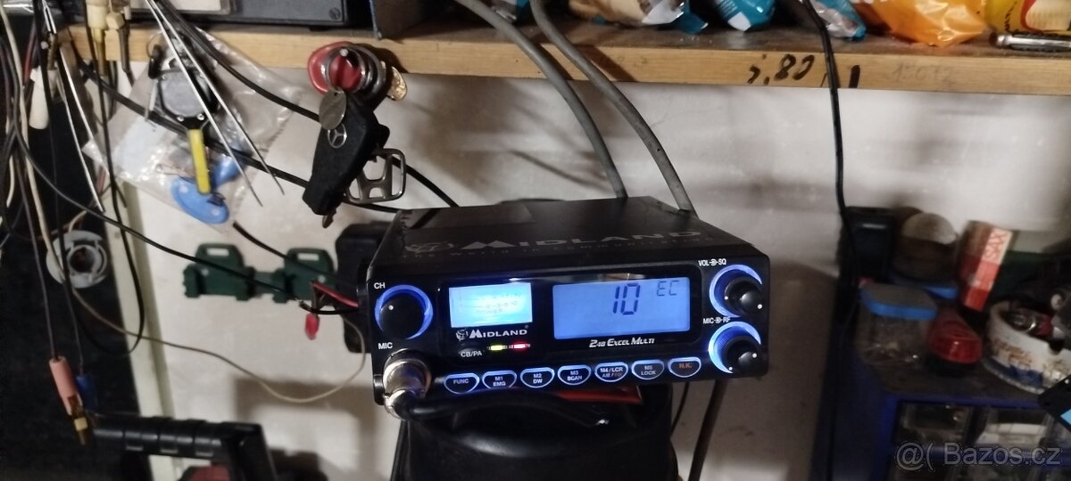 Prodám vysílačky Midland - 7